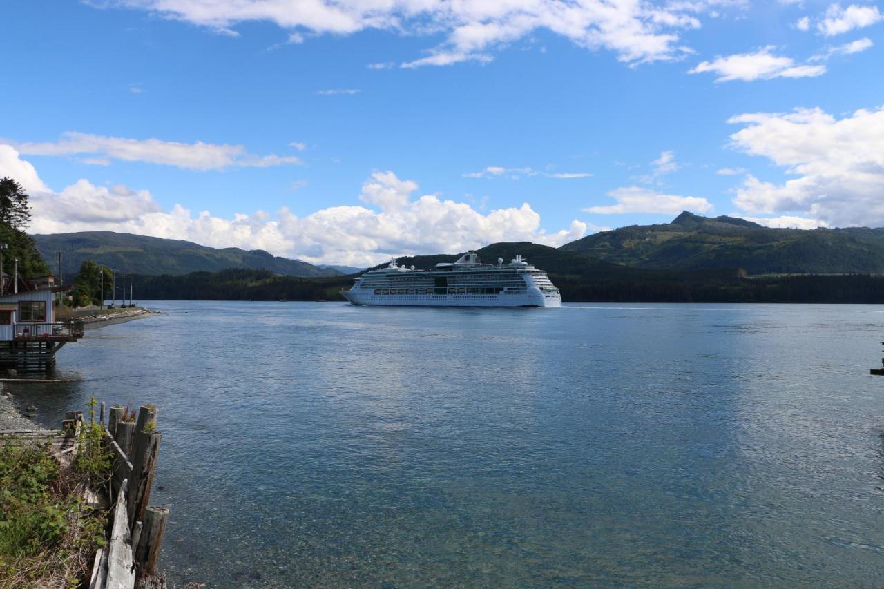 Nimpkish Hotel Alert Bay Eksteriør billede