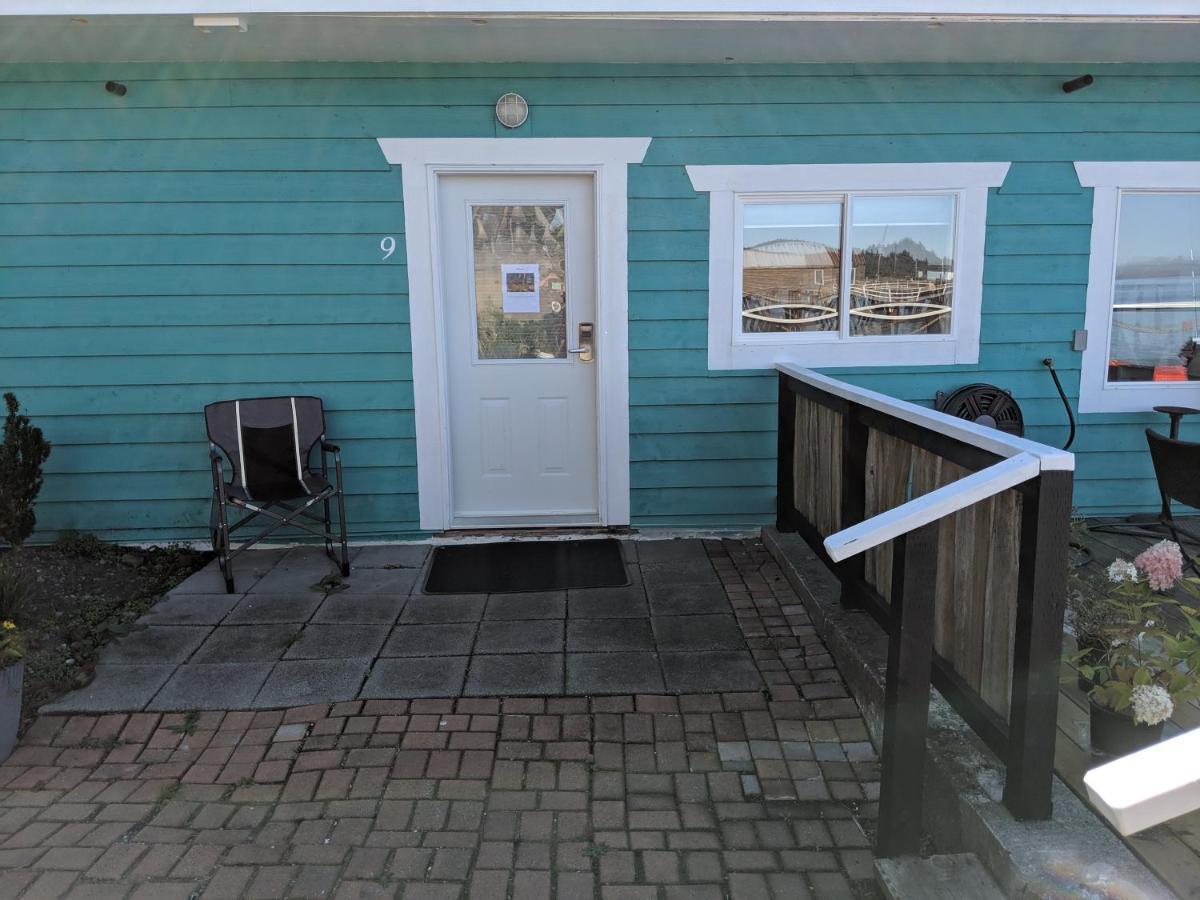Nimpkish Hotel Alert Bay Eksteriør billede