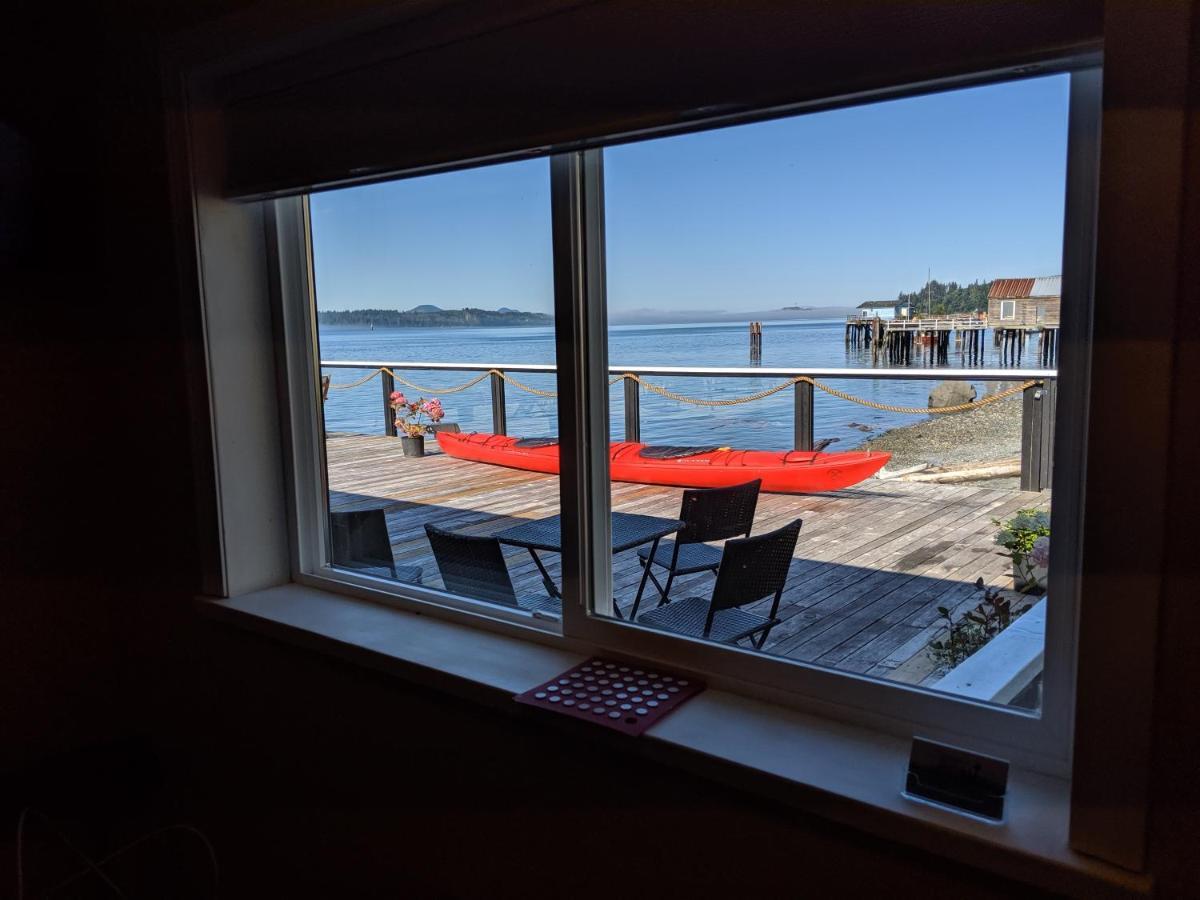 Nimpkish Hotel Alert Bay Eksteriør billede
